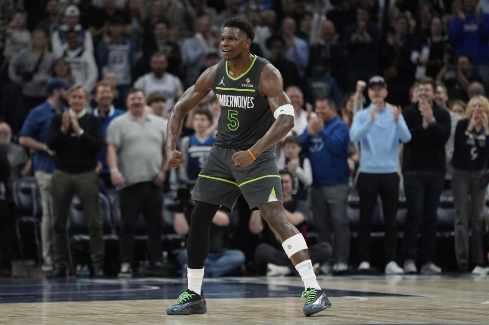 租借至富勒 租借至富勒